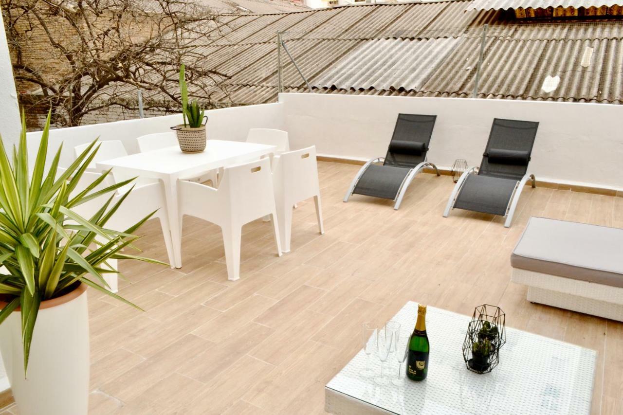 Hola Valencia - Holiday Apartments Bagian luar foto