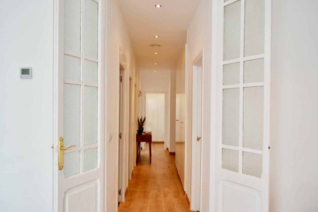 Hola Valencia - Holiday Apartments Bagian luar foto