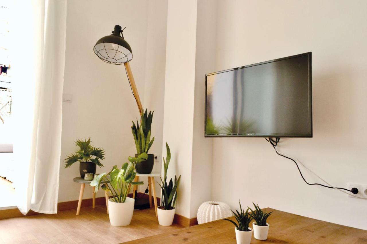 Hola Valencia - Holiday Apartments Bagian luar foto